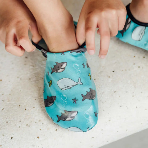 Escarpines Respetuosos Snugi Shark Bubbles - Kukinos