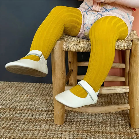 Merceditas y Bailarinas Respetuosas