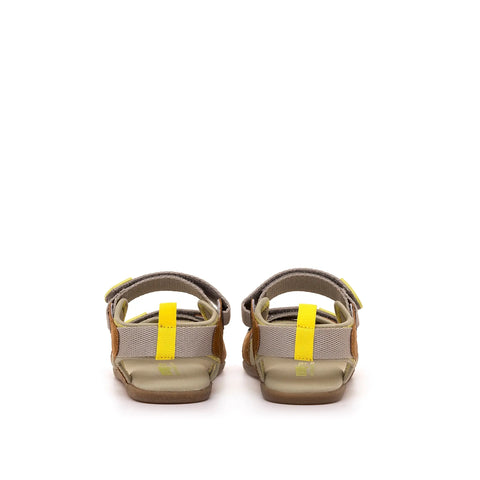 Sandalias barefoot infantiles Mustang 49345 Way Camel / Nylon Taupe – diseño vegano, zero drop y puntera ancha para el desarrollo natural del pie